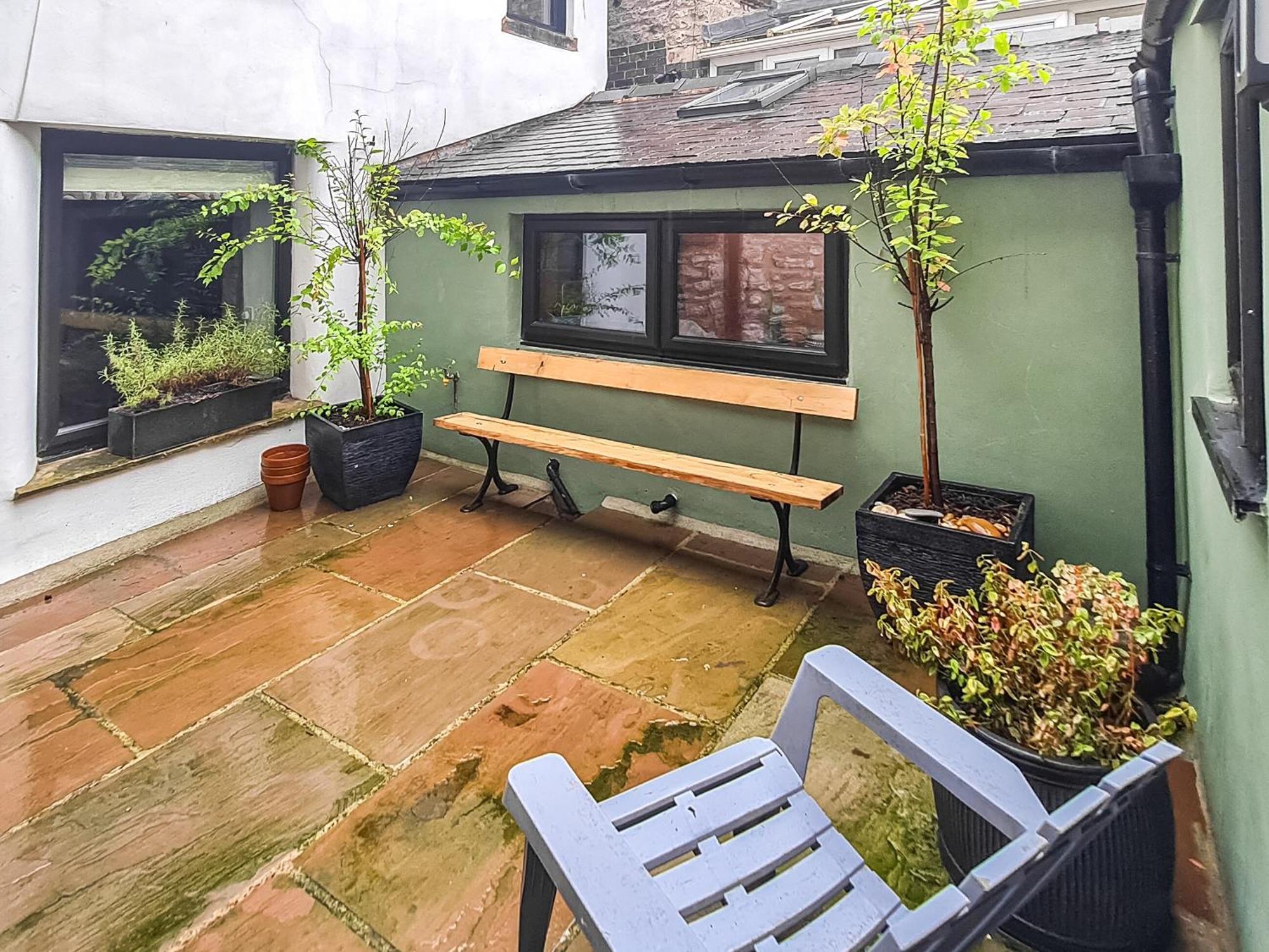 Verona House Tideswell Exterior photo